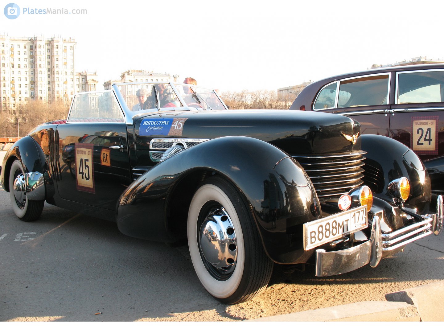 в 888 мт 177, Cord 810 Convertible, 1936