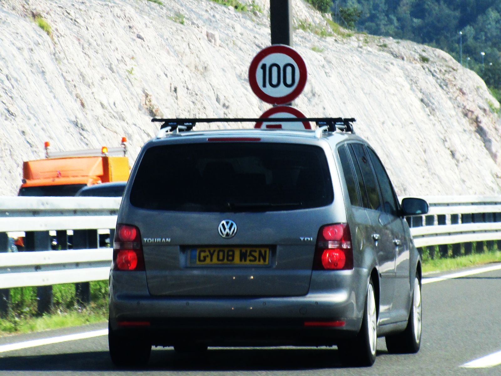 GY08WSN, Volkswagen Touran 1st gen (1T2), 1st facelift, 2006–2010