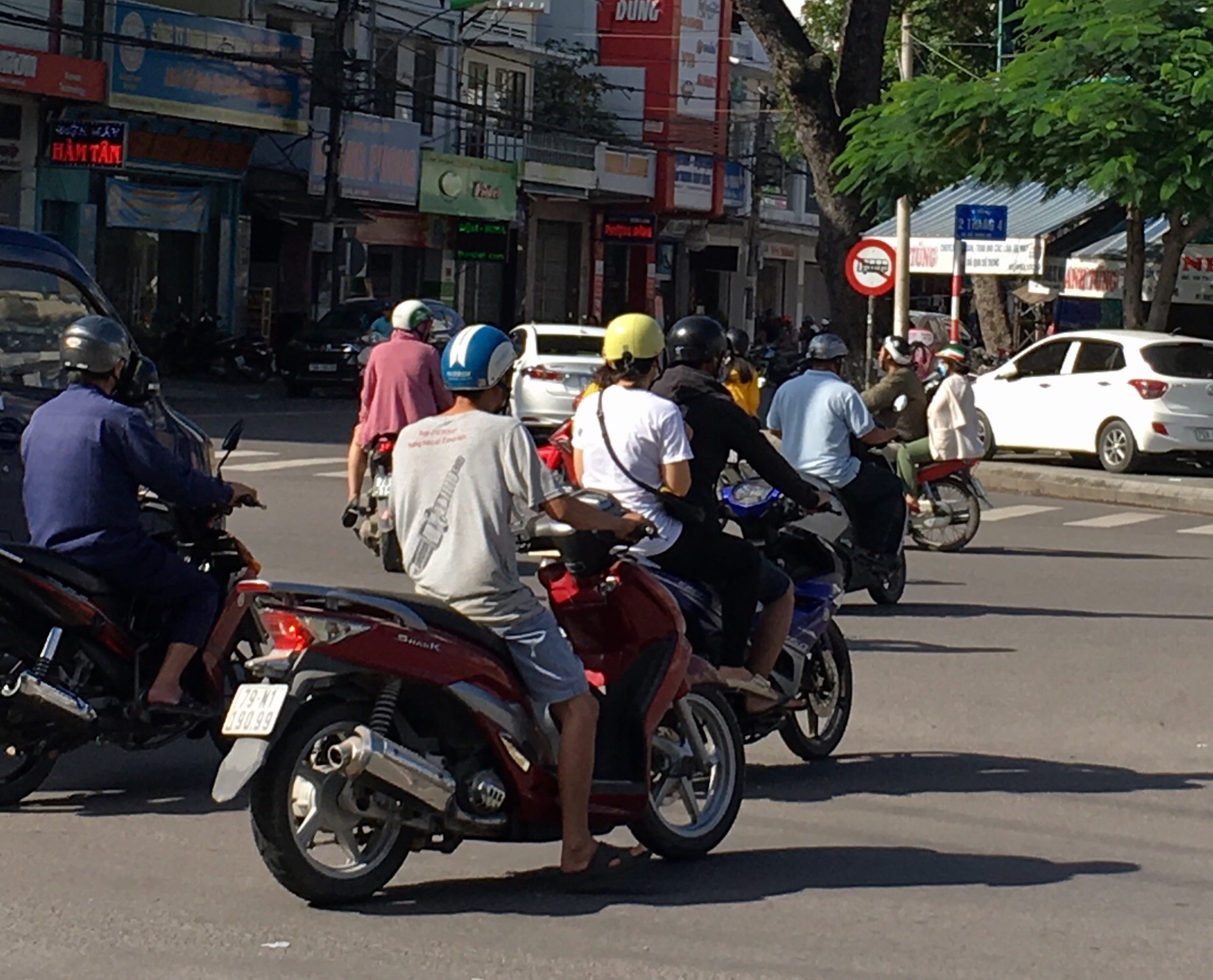 79-N1 190.99, SYM Shark 