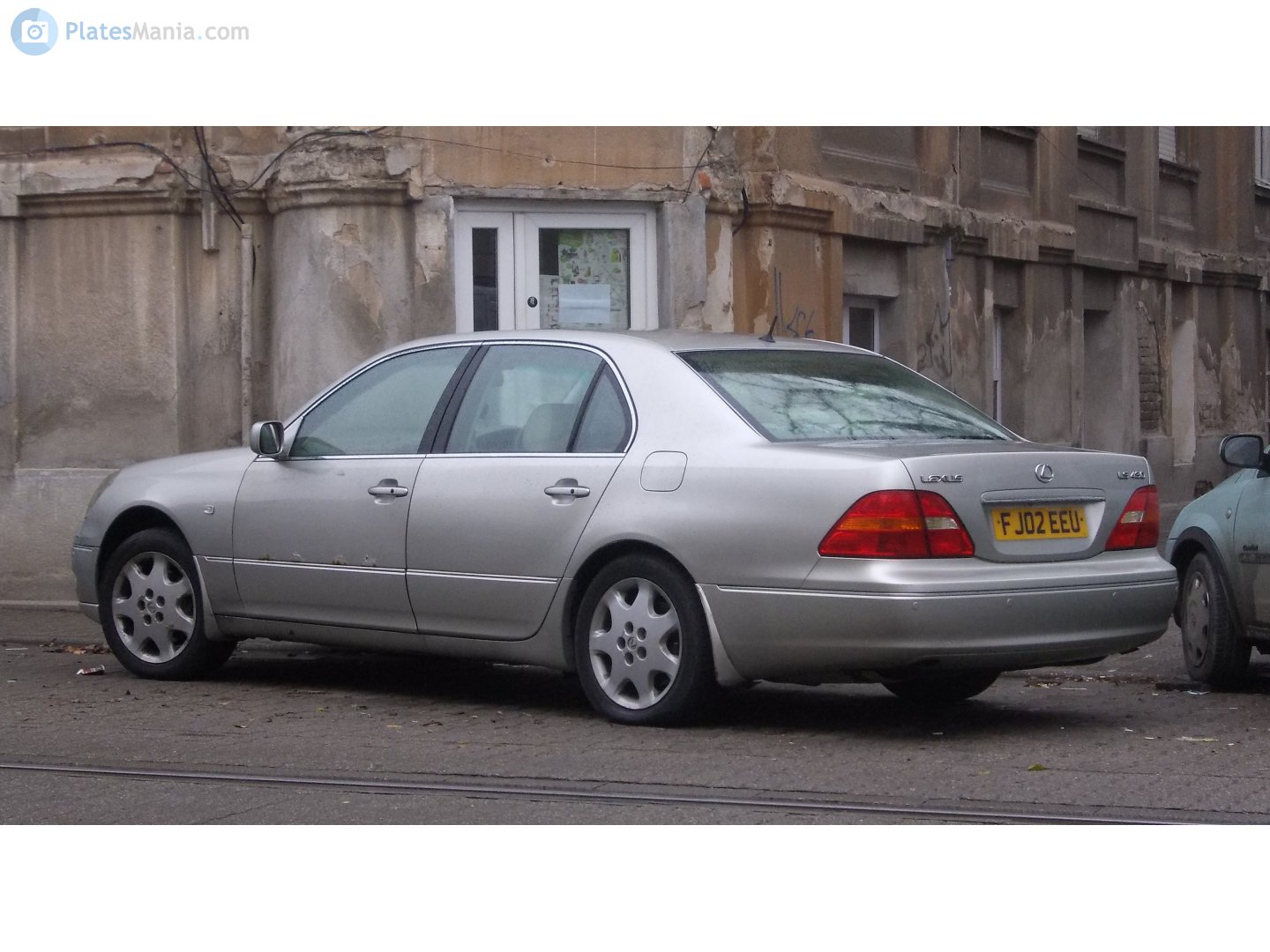 FJ02EEU, Lexus LS 3rd gen (XF30), 2000–2006