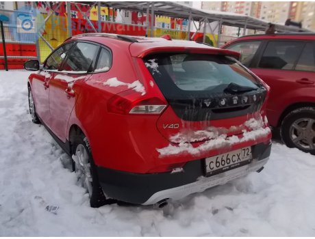 с666сх72, Volvo V40