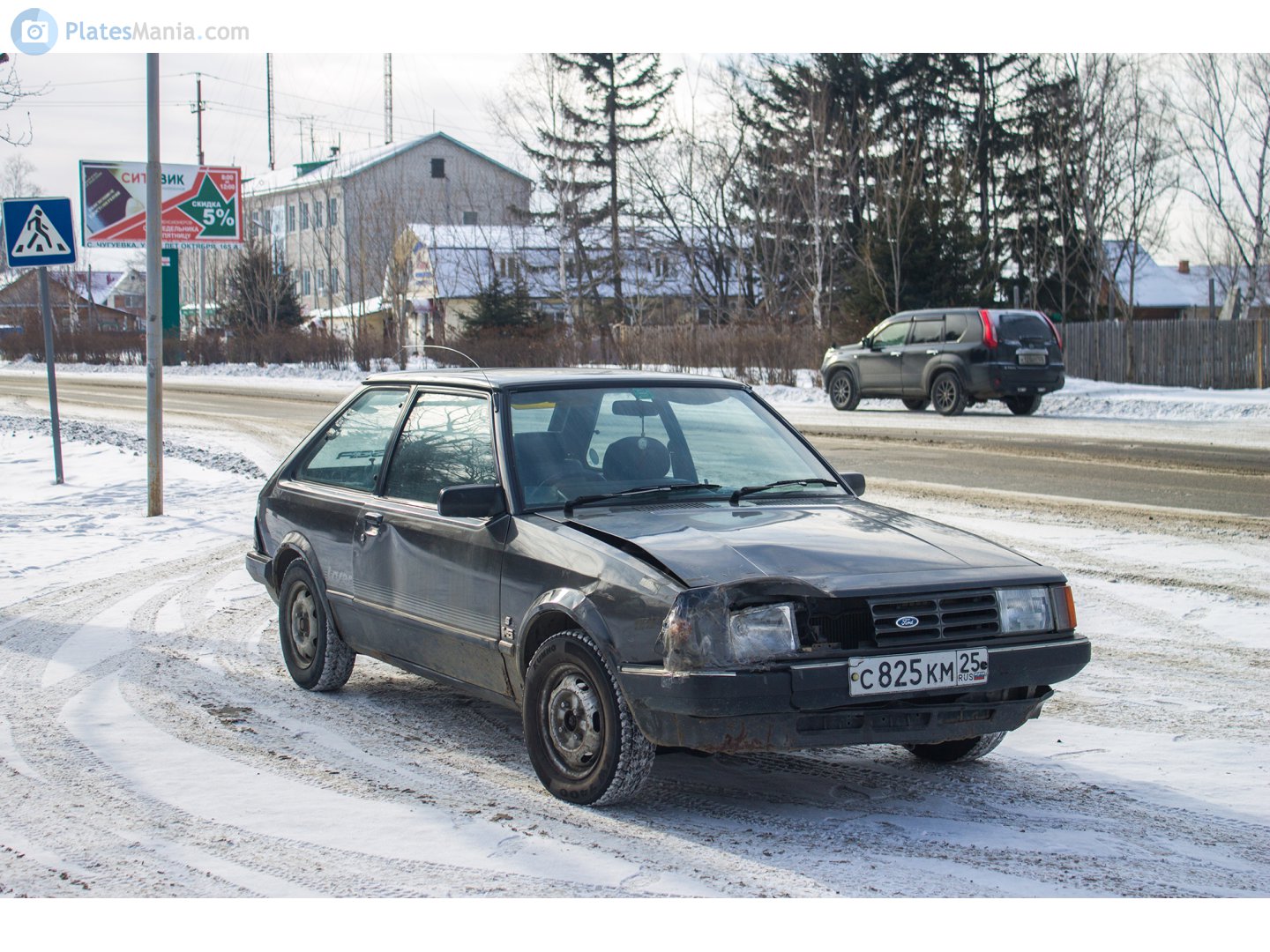 с 825 км 25, Ford Laser 1st gen 3-door Hatch (KA/KB), 1981–1985