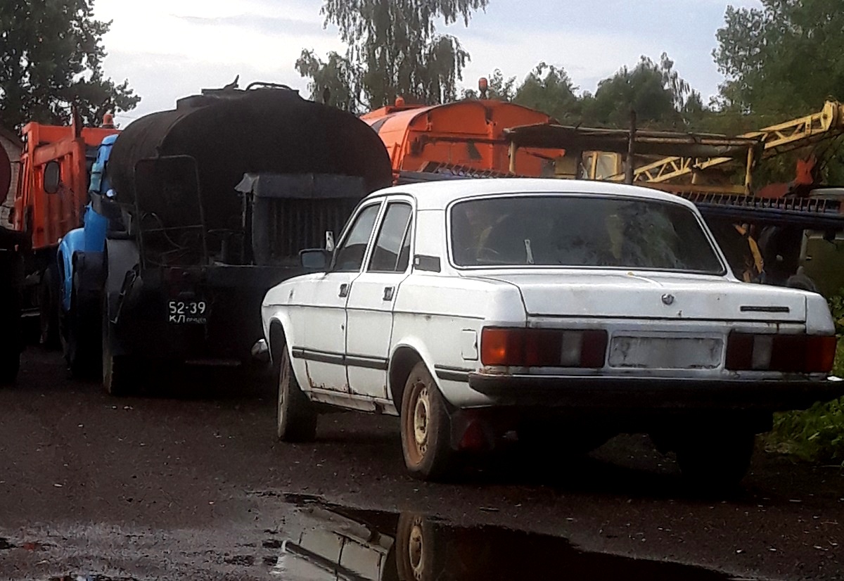 5239 КЛ, Trailers (1958) 