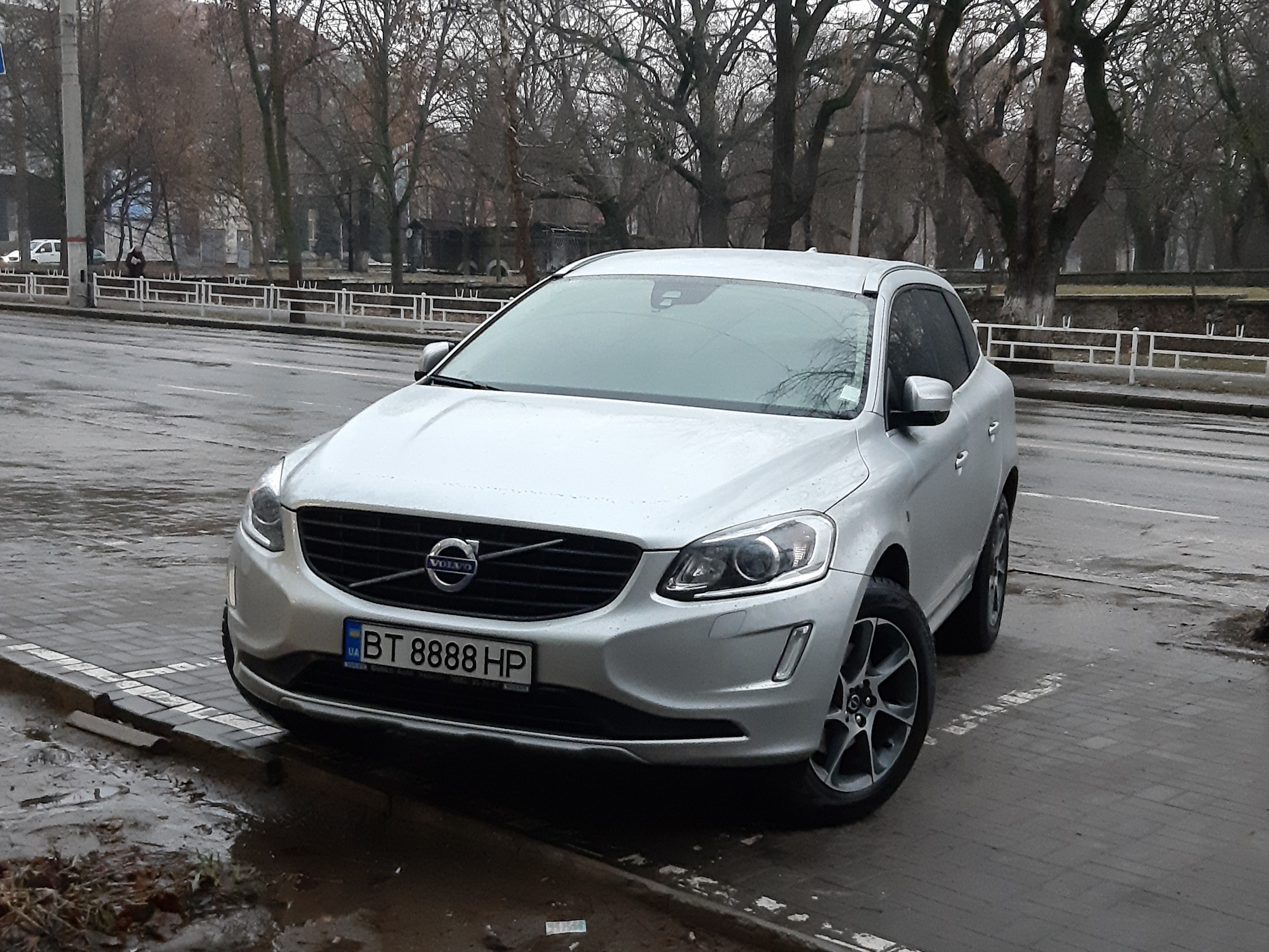 BT 8888 HP, Volvo XC60 1st gen (156), facelift, 2013–2017