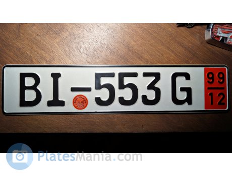 BI 553 G, License plate without vehicle
