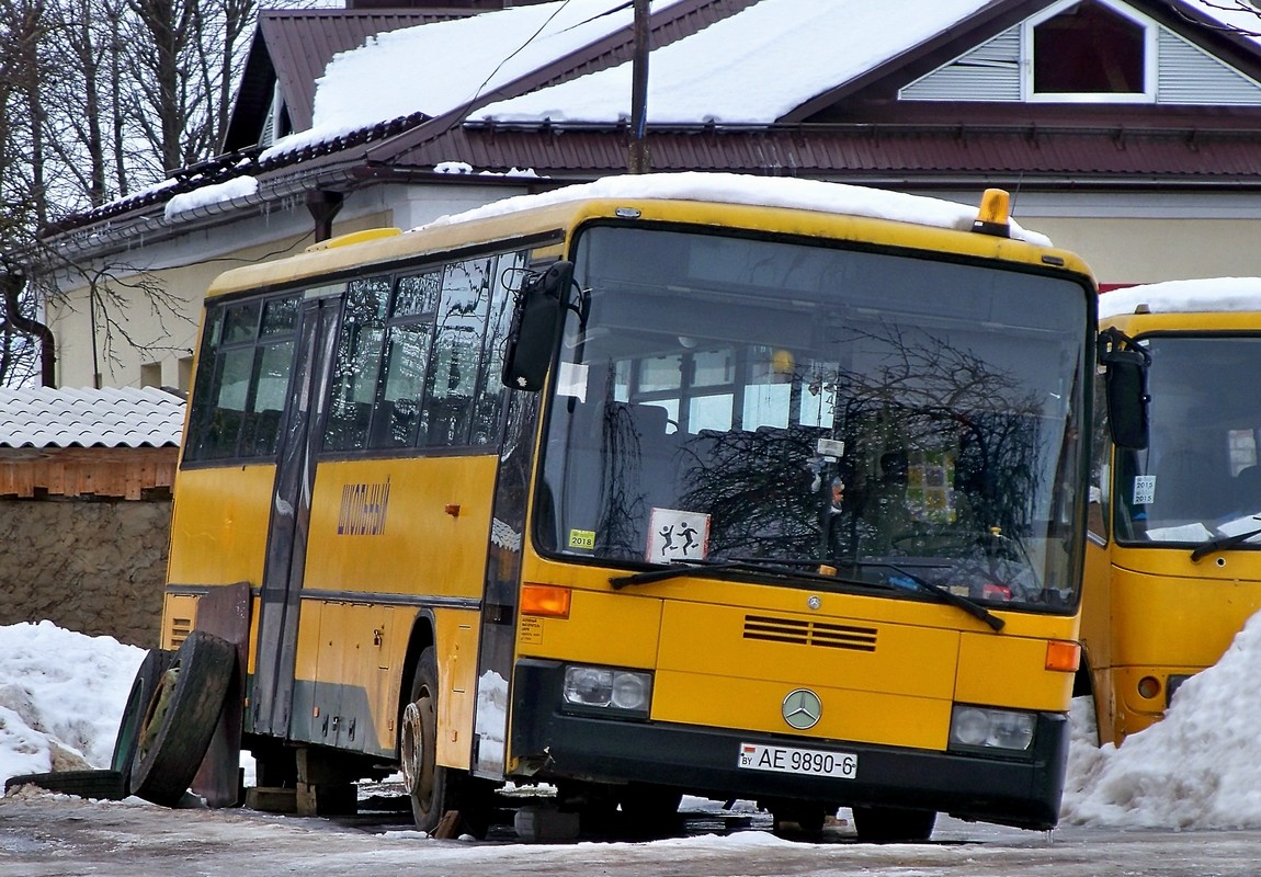 AE 9890-6, Mercedes-Benz O408 1st gen, 1989–1999