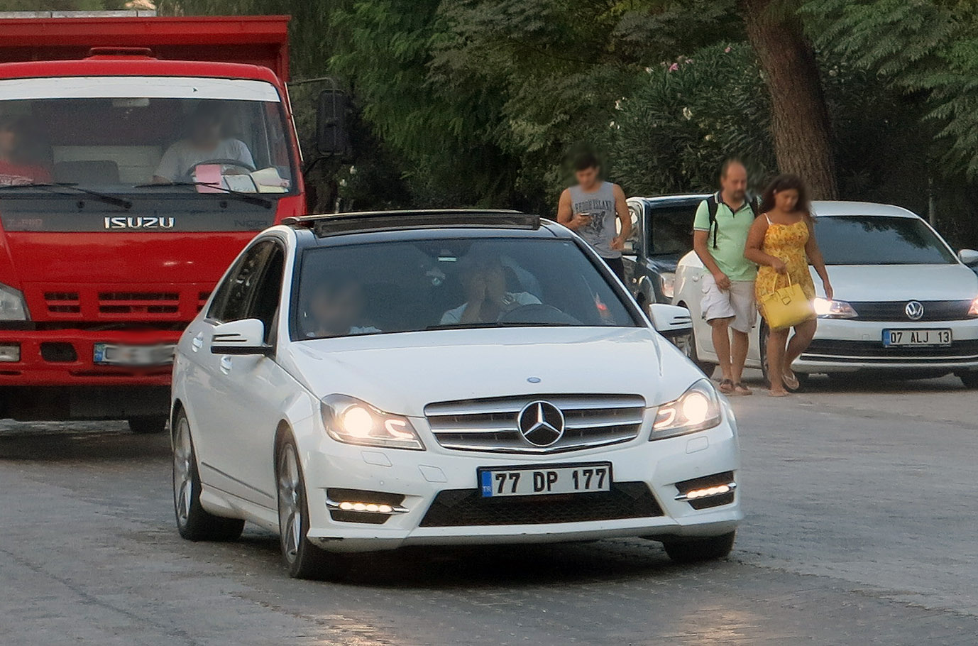 77 DP 177, Mercedes-Benz C-Klasse 3rd gen Sedan (W204), 2007–2015