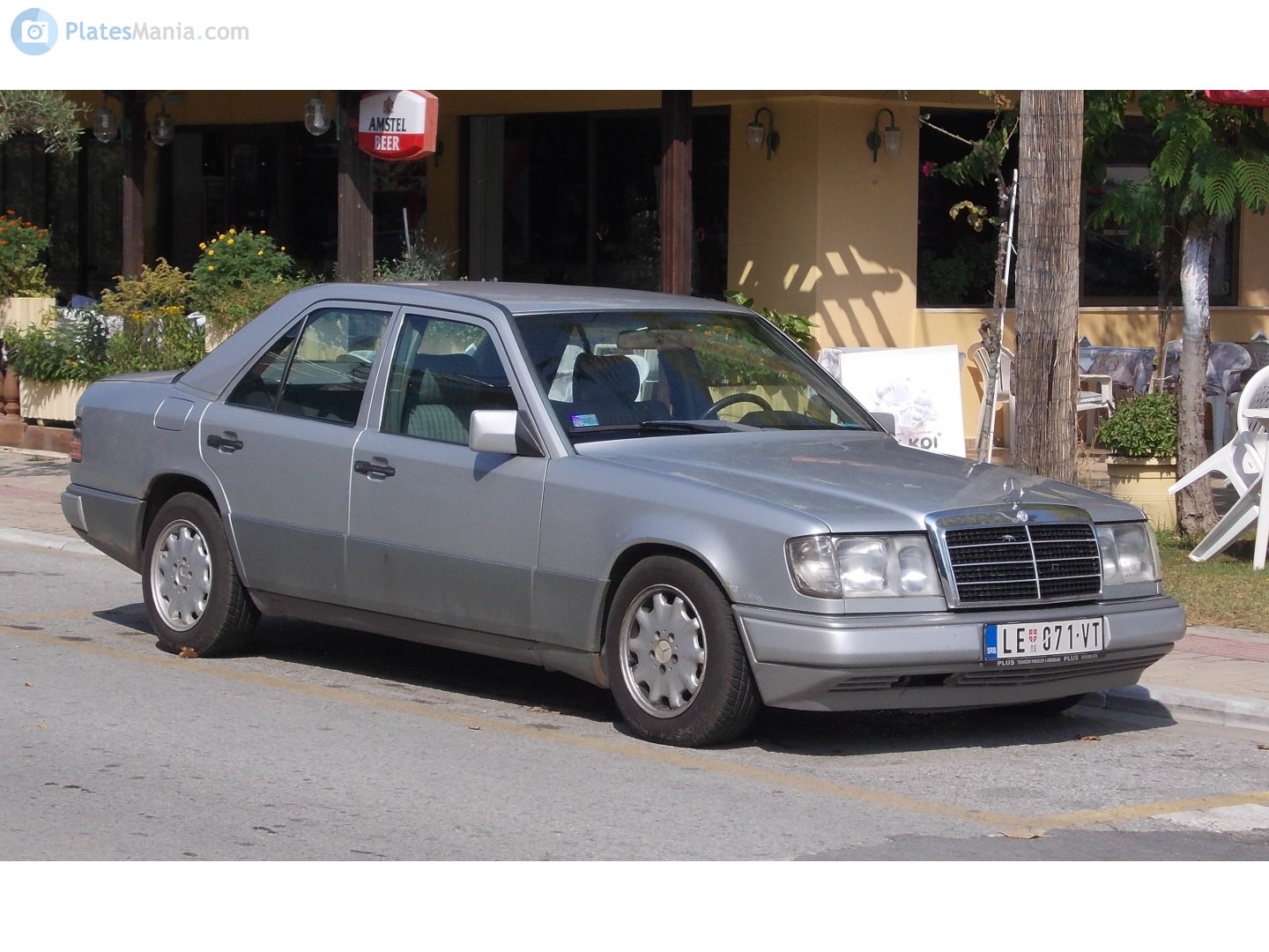 LE 071-VT, Mercedes-Benz E-Klasse 1st gen Sedan (W124), 1984­–1995