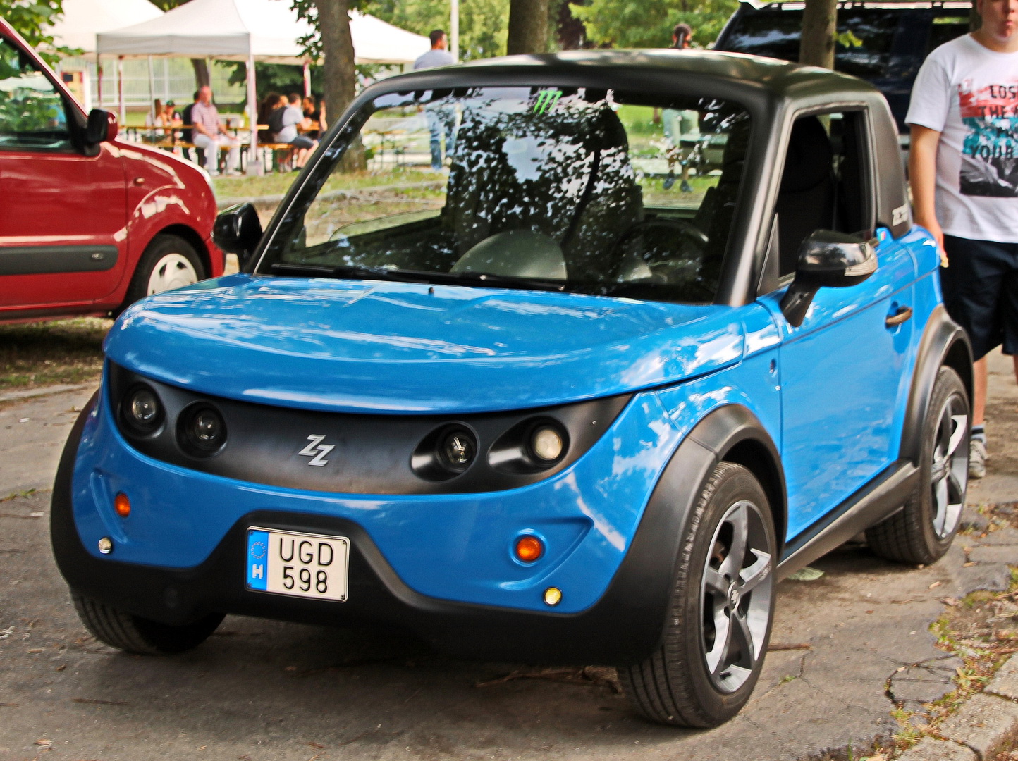 UGD-598, Tazzari Zero 