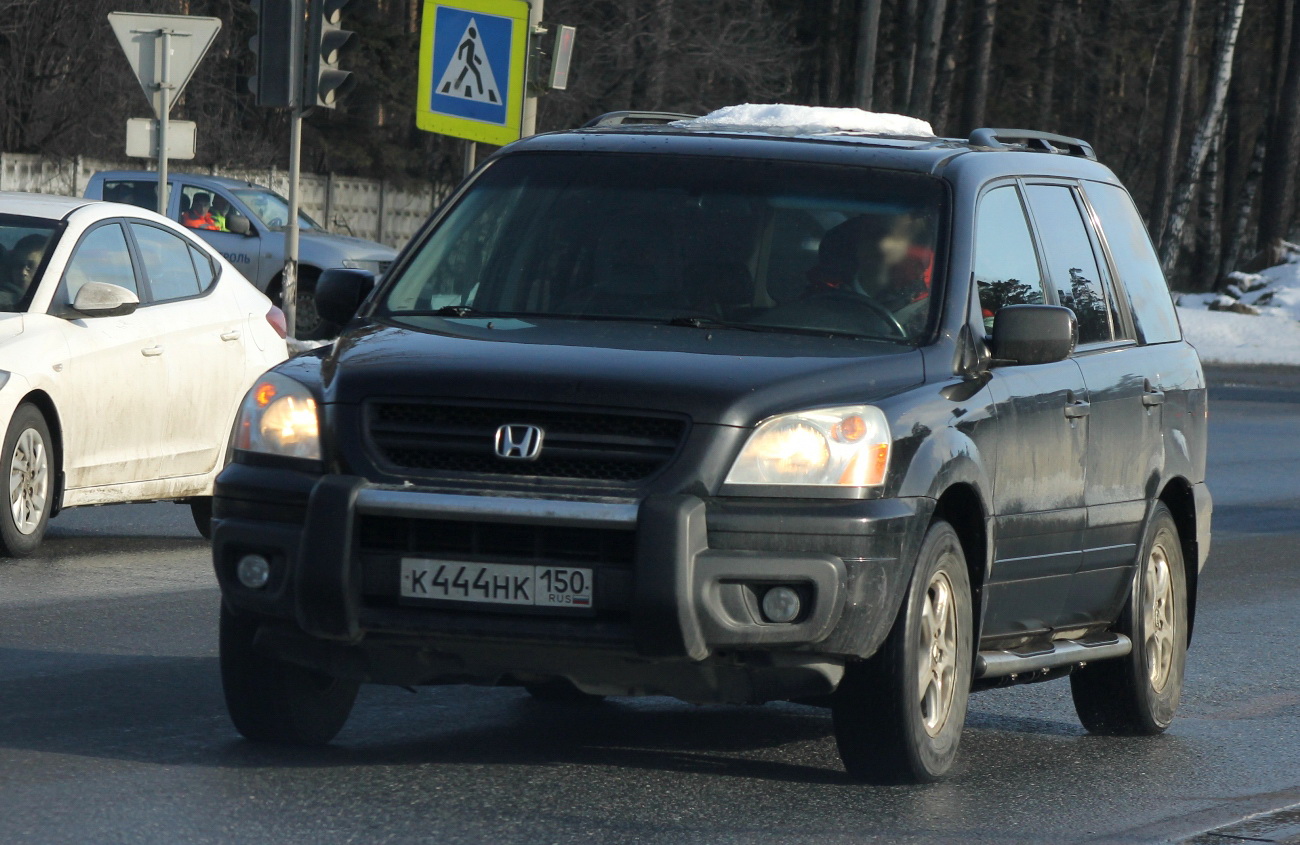 к 444 нк 150, Honda Pilot 1st gen (YF1/YF2), 2002–2008