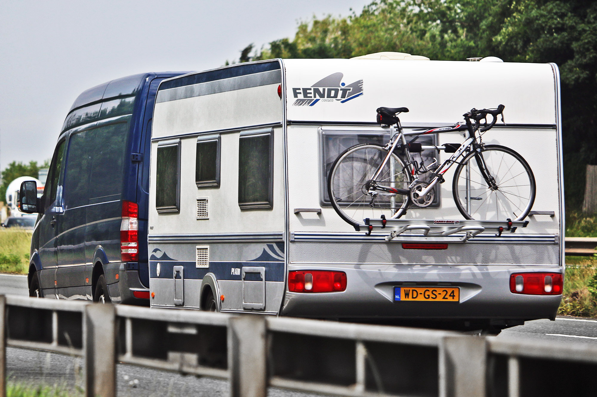 WD-GS-24, Fendt-Caravan Platin 