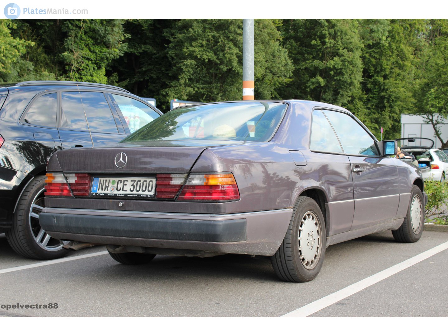 NW CE 3000, Mercedes-Benz E-Klasse 1st gen Coupé (C124), 1987–1996