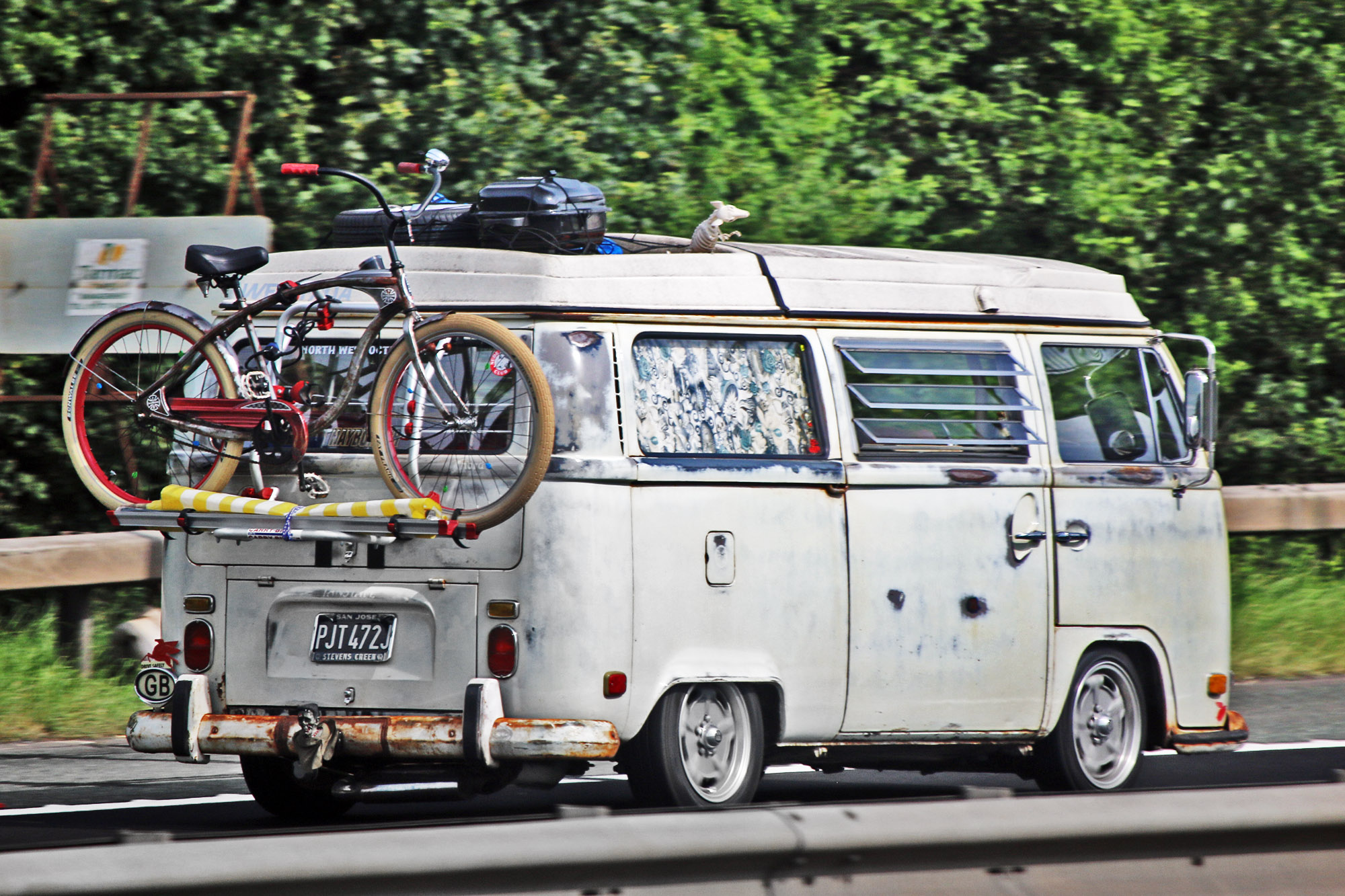 PJT472J, Volkswagen Kombi 2nd gen Bus/Kombi Van (T2a), 1967–1972