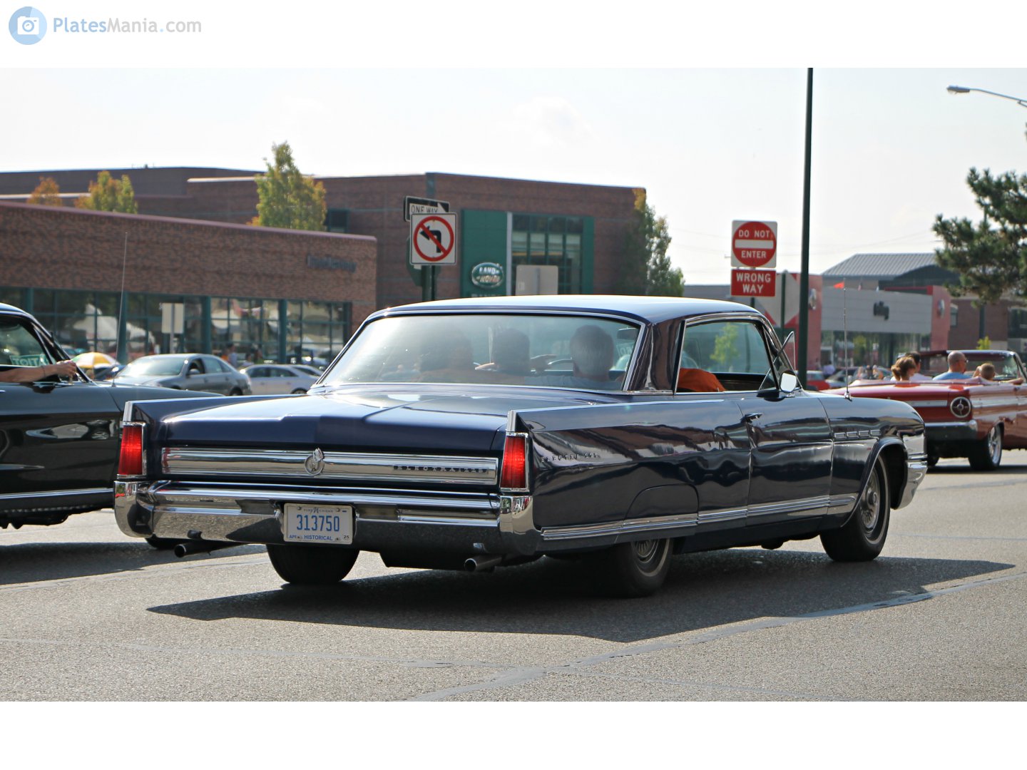 313750, Buick Electra 2nd gen 1964 225 2-door Hardtop (4847; C-body), 3rd facelift, 1963–1964