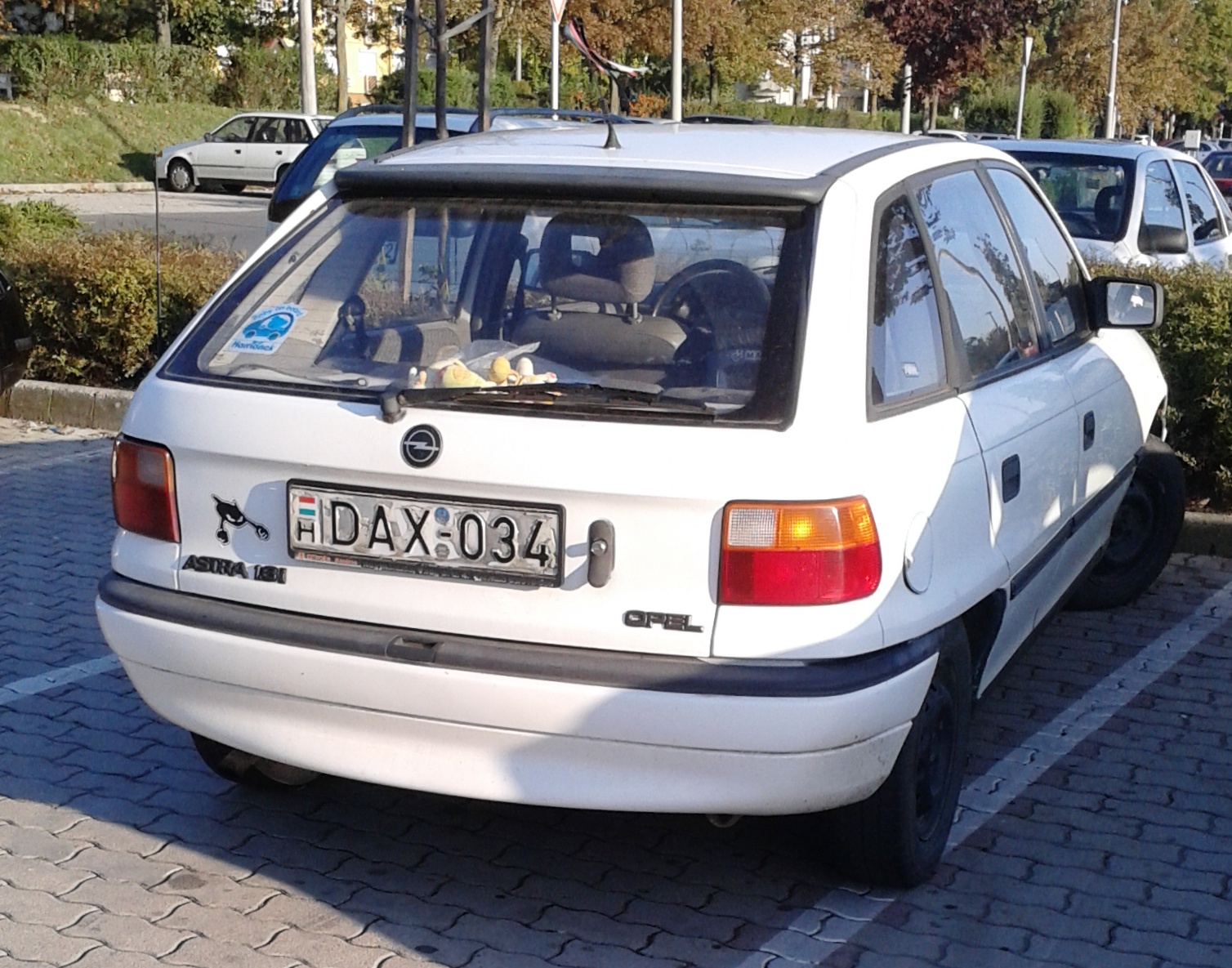 DAX-034, Opel Astra 1st gen 5-door Hatch (F; T92), 1991–1998 (–2002 for Eastern Europe)