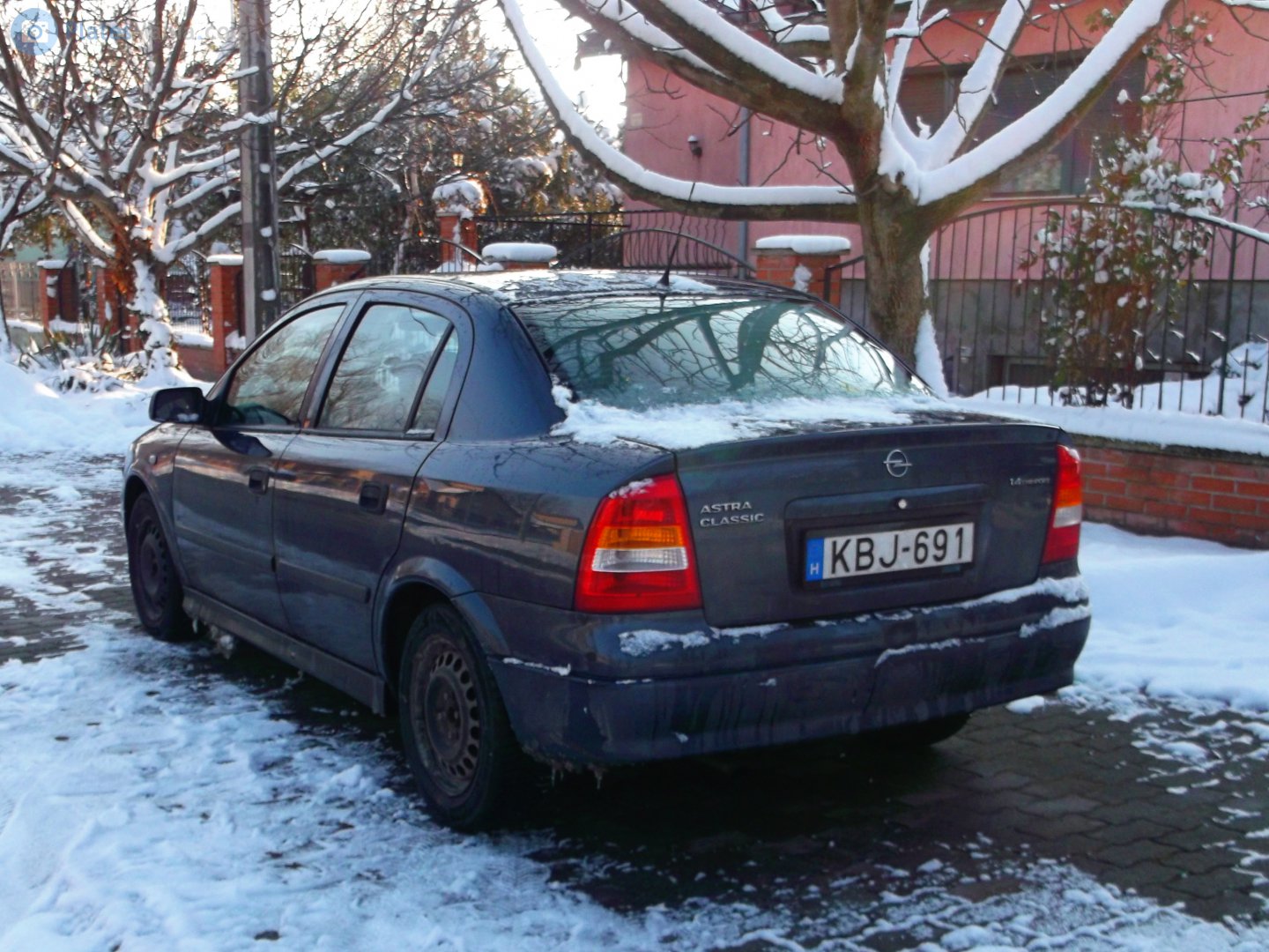 KBJ-691, Opel Astra 2nd gen Sedan (G; T98), 1998–2009