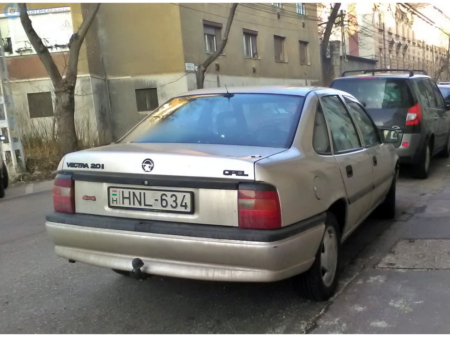 HNL-634, Opel Vectra 1st gen Sedan (A; J89), 1988–1995