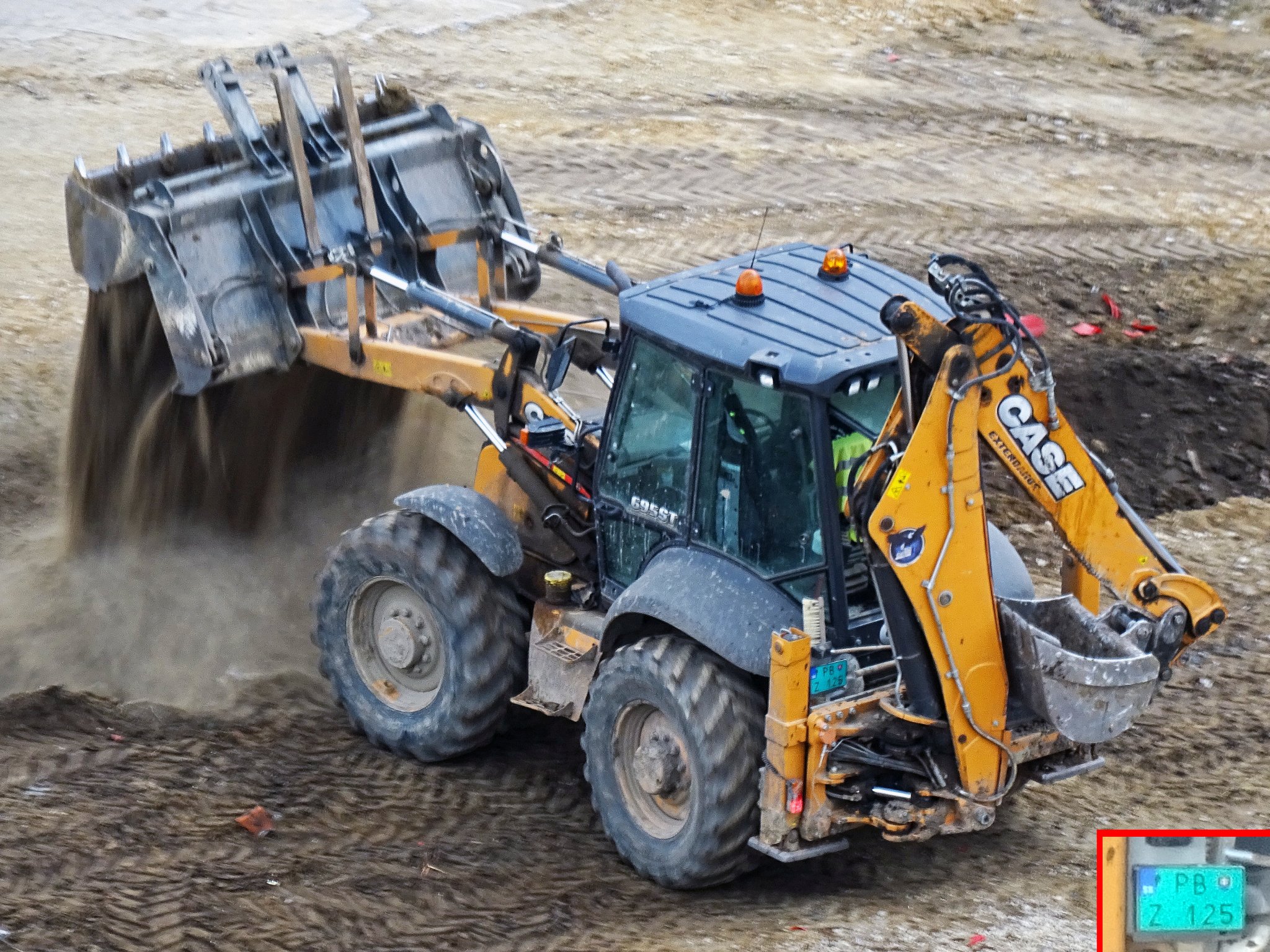 PB Z 125, Case ST-Series 