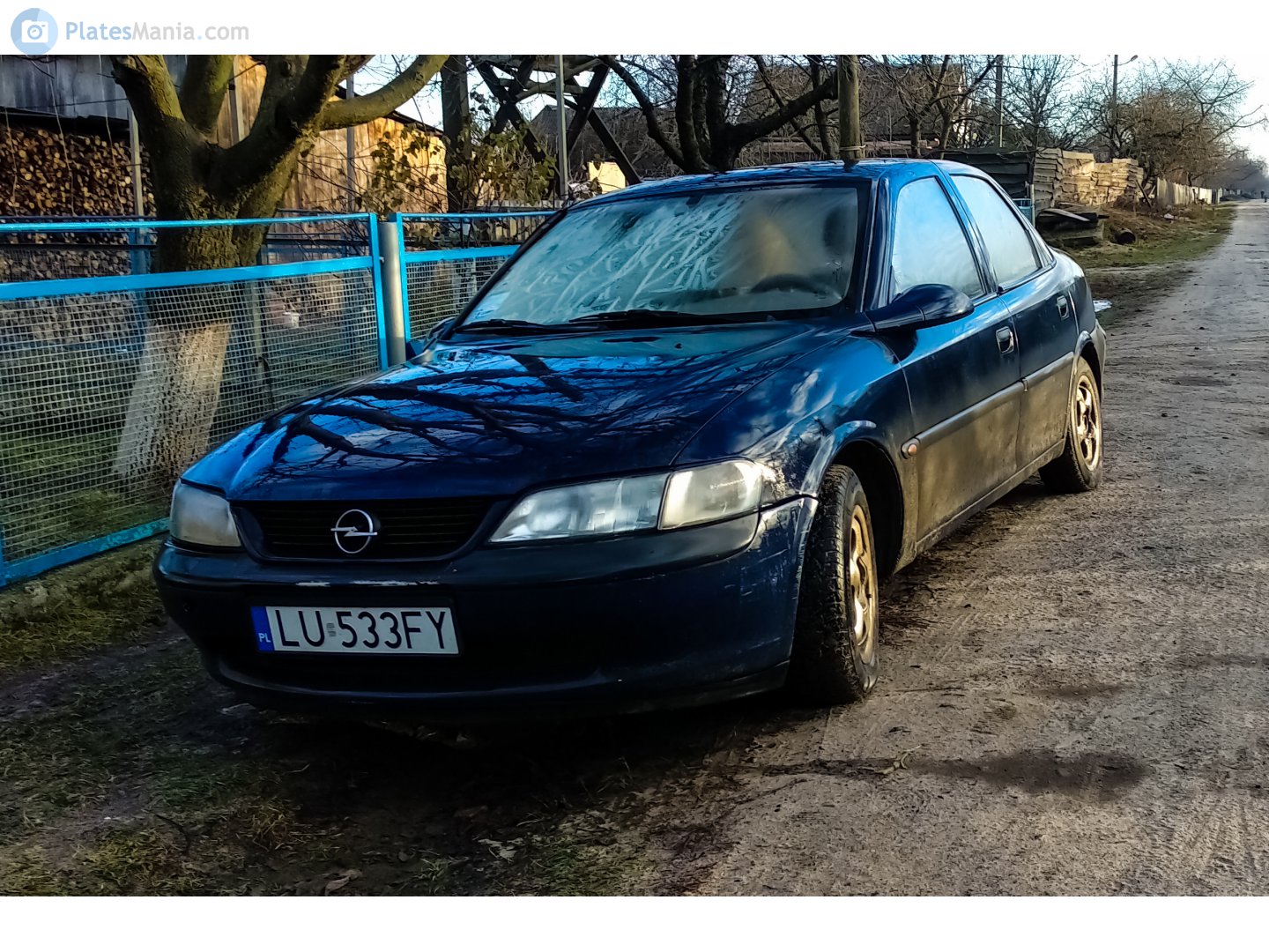 LU 533FY, Opel Vectra 