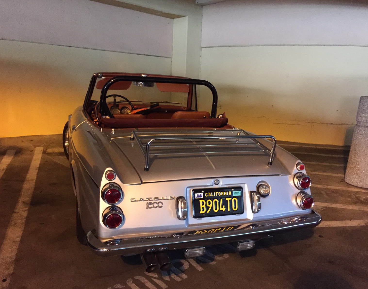 B904T0, Datsun Fairlady 