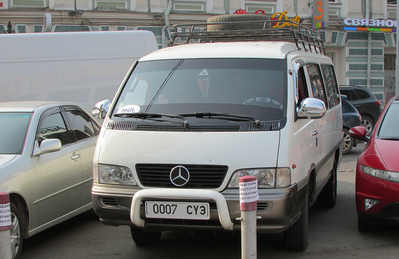 0007 СҮЭ, SsangYong (KGM) Istana 1st gen, 1995–2004