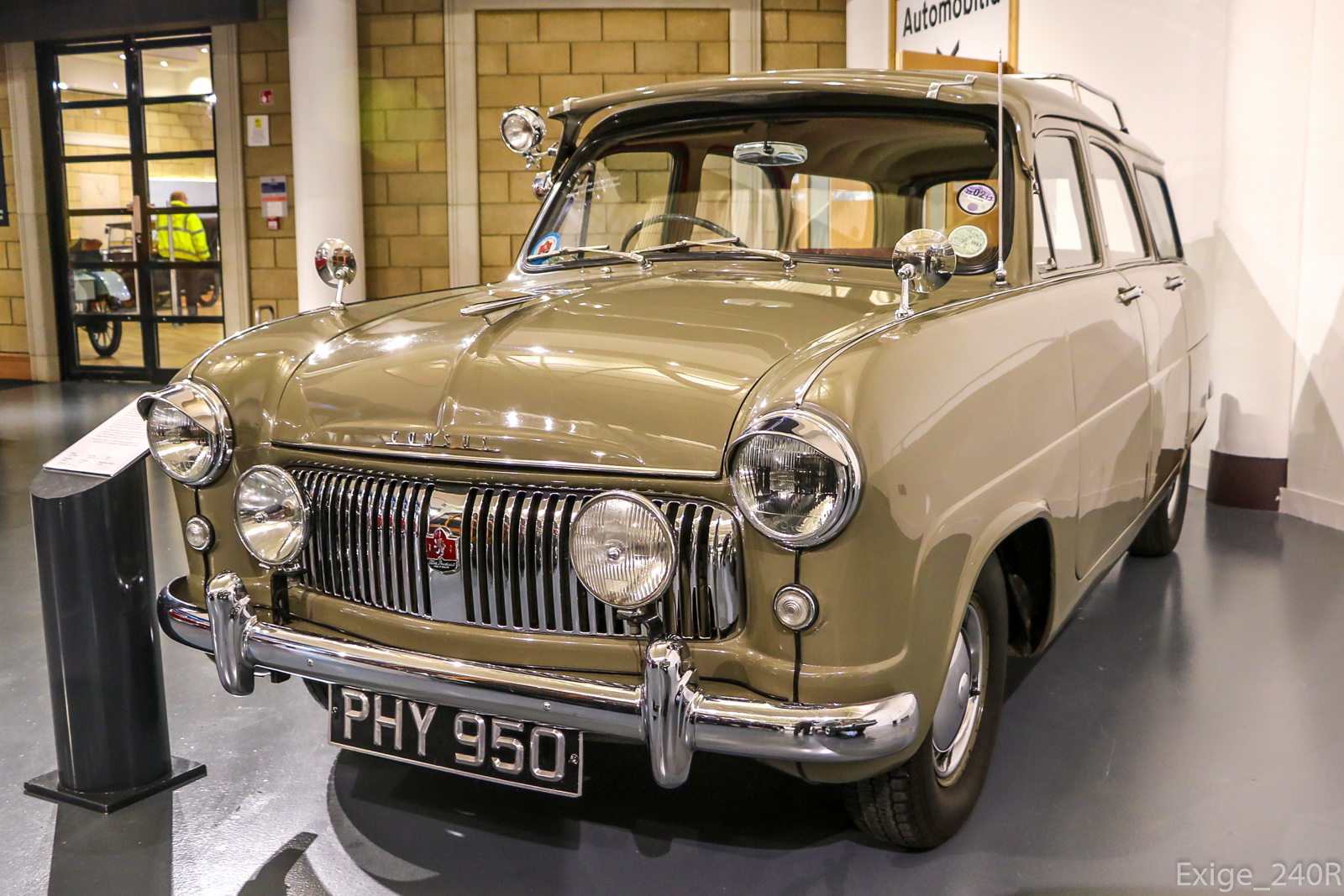 PHY950, Ford Consul 1st gen Abbott Estate (EOTA), 1951–1956