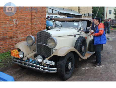 OW 1621, Chrysler Series 70