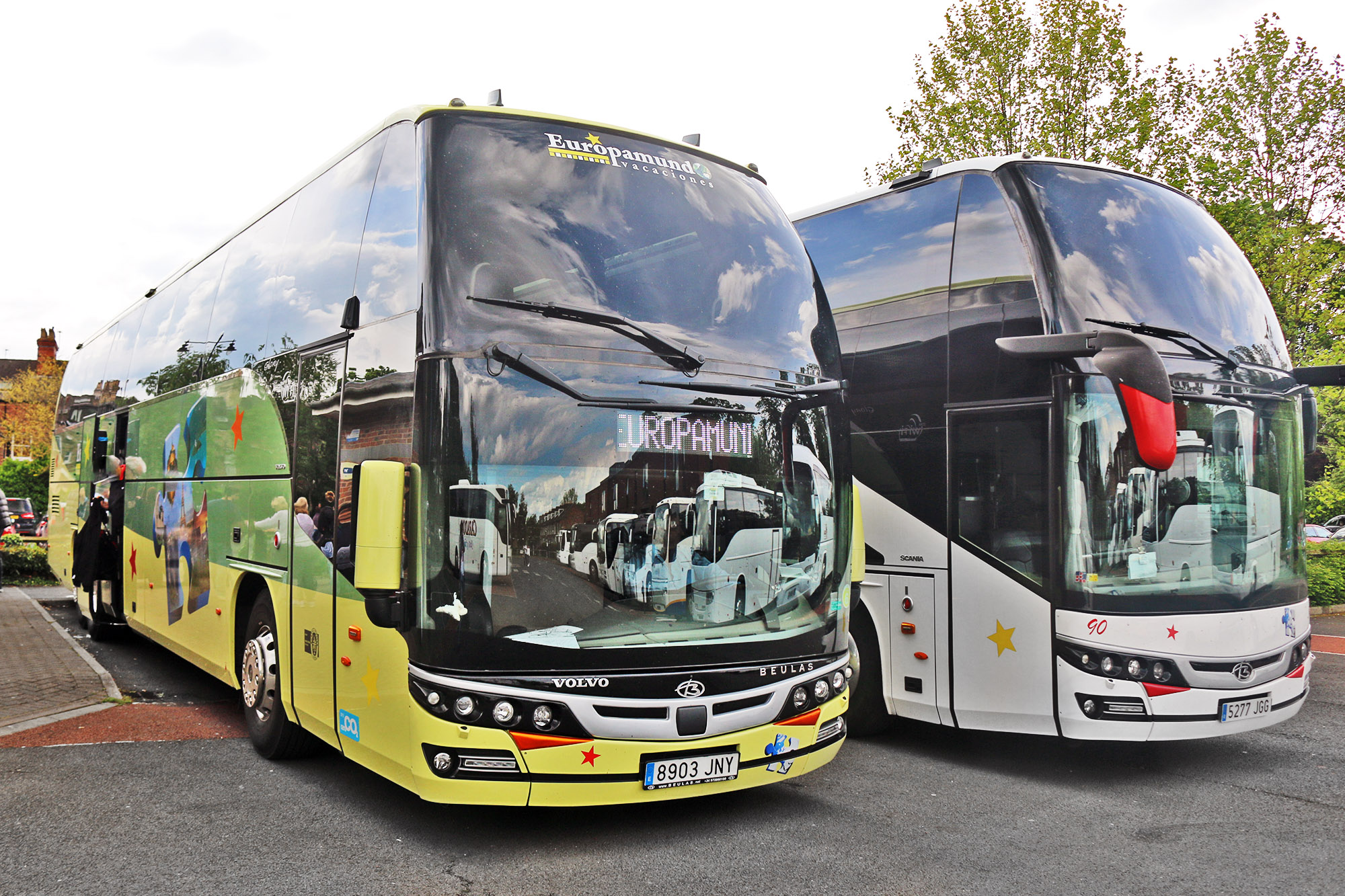 8903 JNY, Beulas Glory 