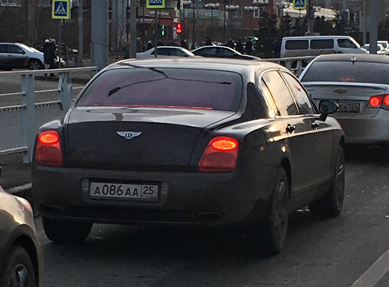 а 086 аа 25, Bentley Continental 4th gen Flying Spur, 2005–2013