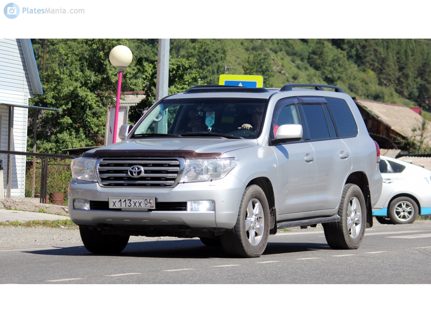 х 113 хх 04, Toyota Land Cruiser 200 (J200), 2007–2011