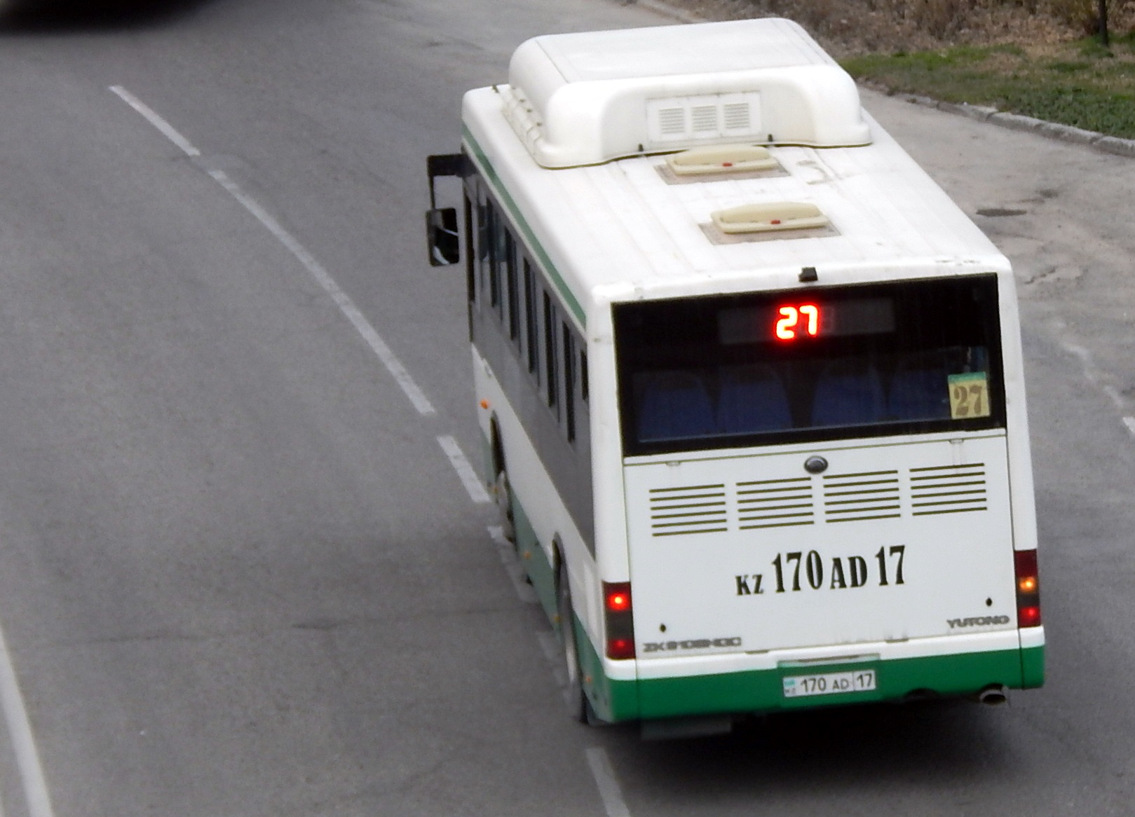 170 AD 17, Yutong ZK6108HG 