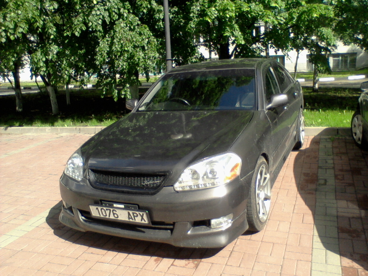1076 АРХ, Toyota Mark II 9th gen Sedan (X110), 2000–2004