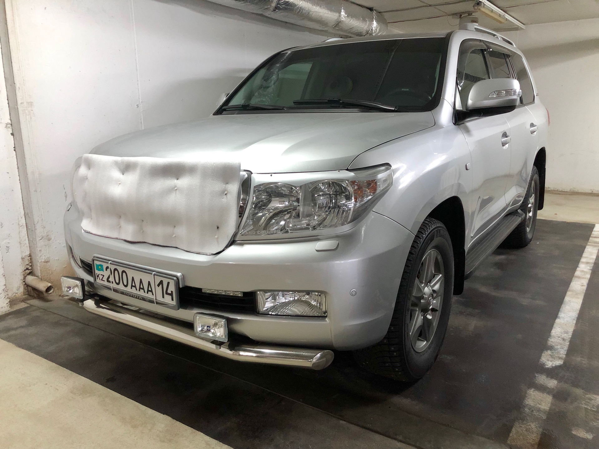 200 AAA 14, Toyota Land Cruiser 200 (J200), 2007–2011