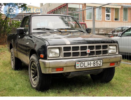 DLH-852, Isuzu KB