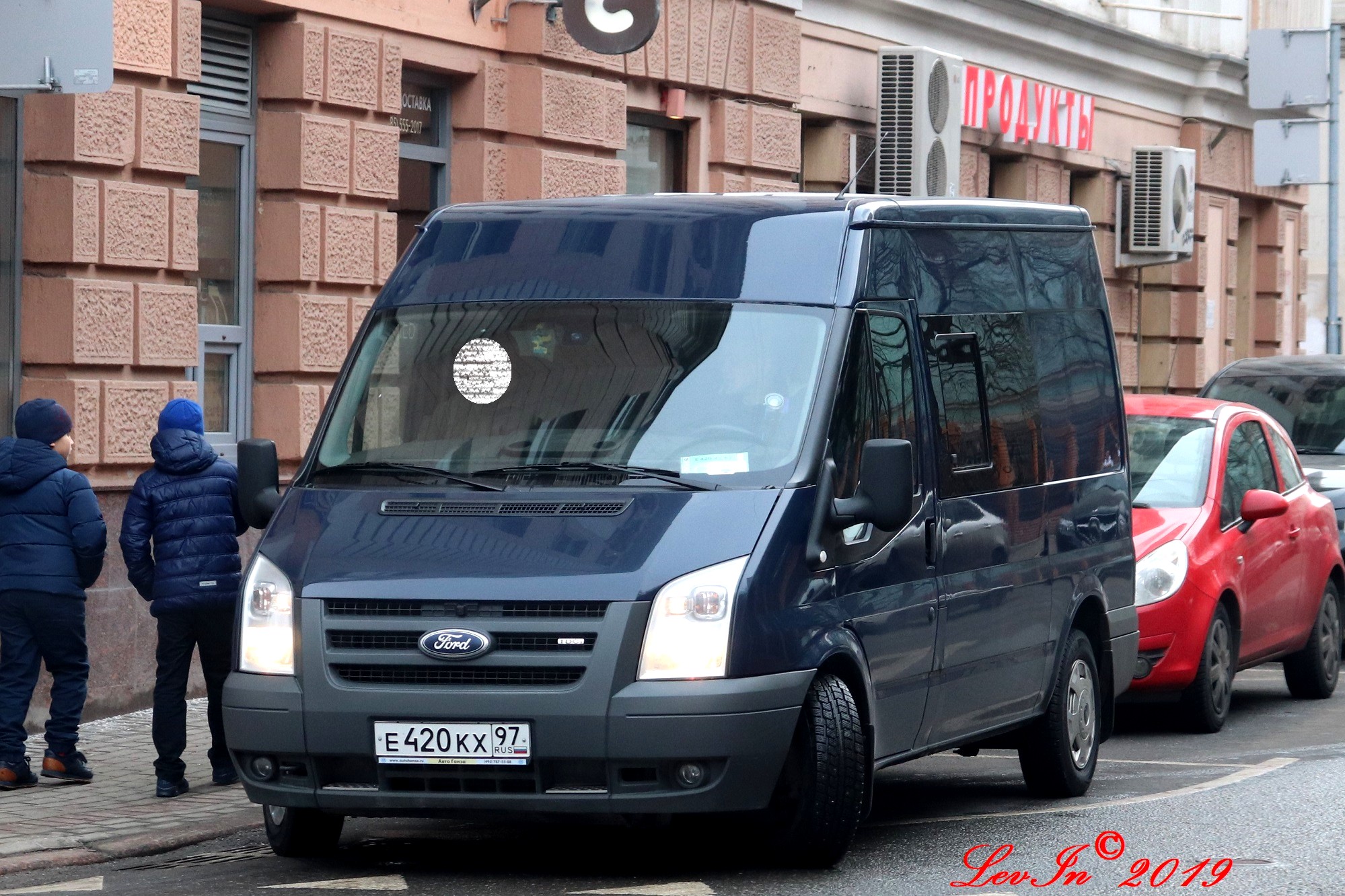 е 420 кх 97, Ford Transit 