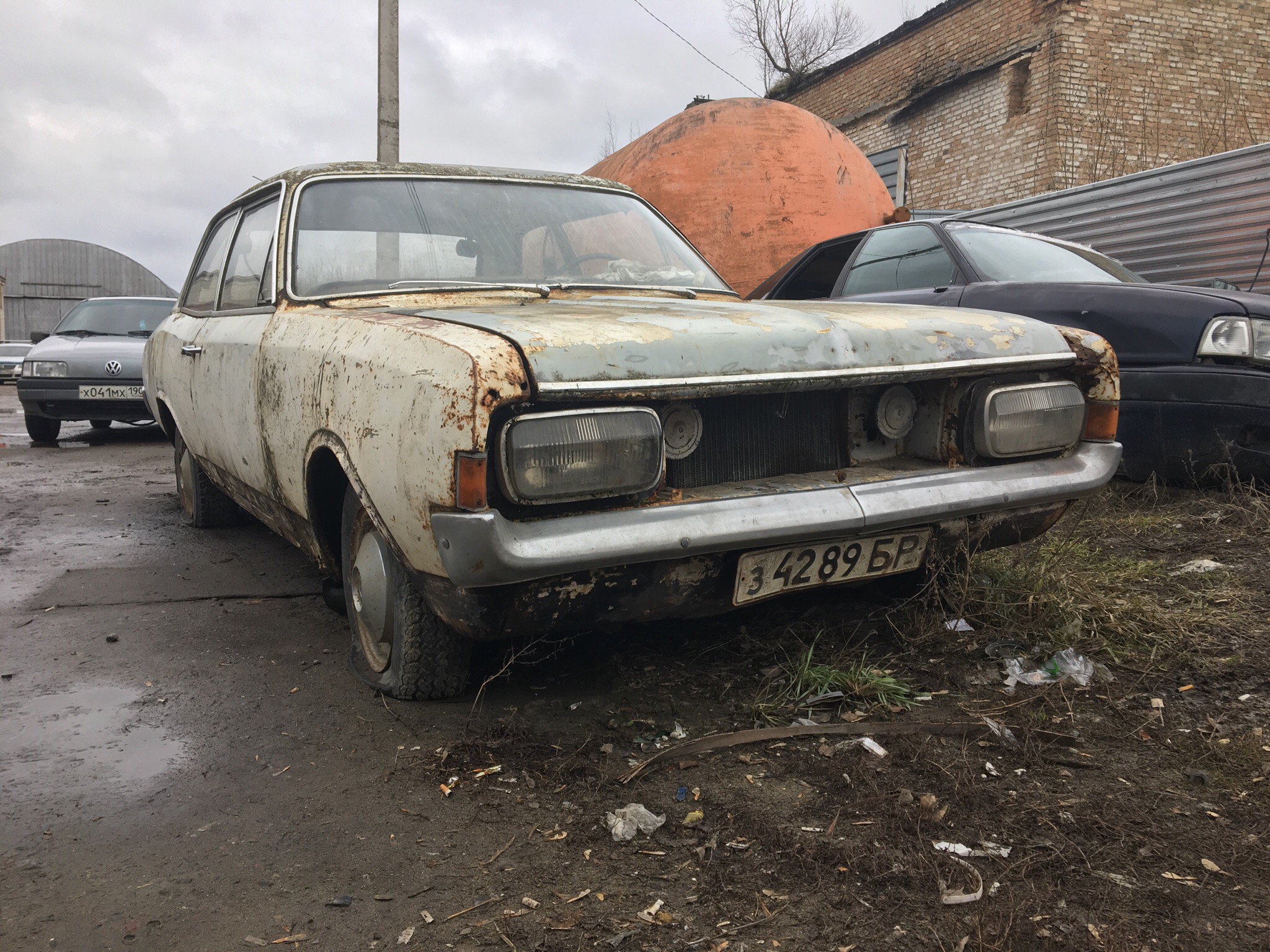 з 4289 БР, Opel Rekord 3rd gen 2-door Sedan (C), 1966–1971