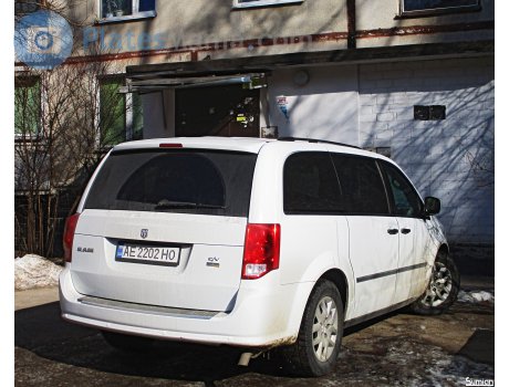 AE 2202 HO, Ram Cargo Van