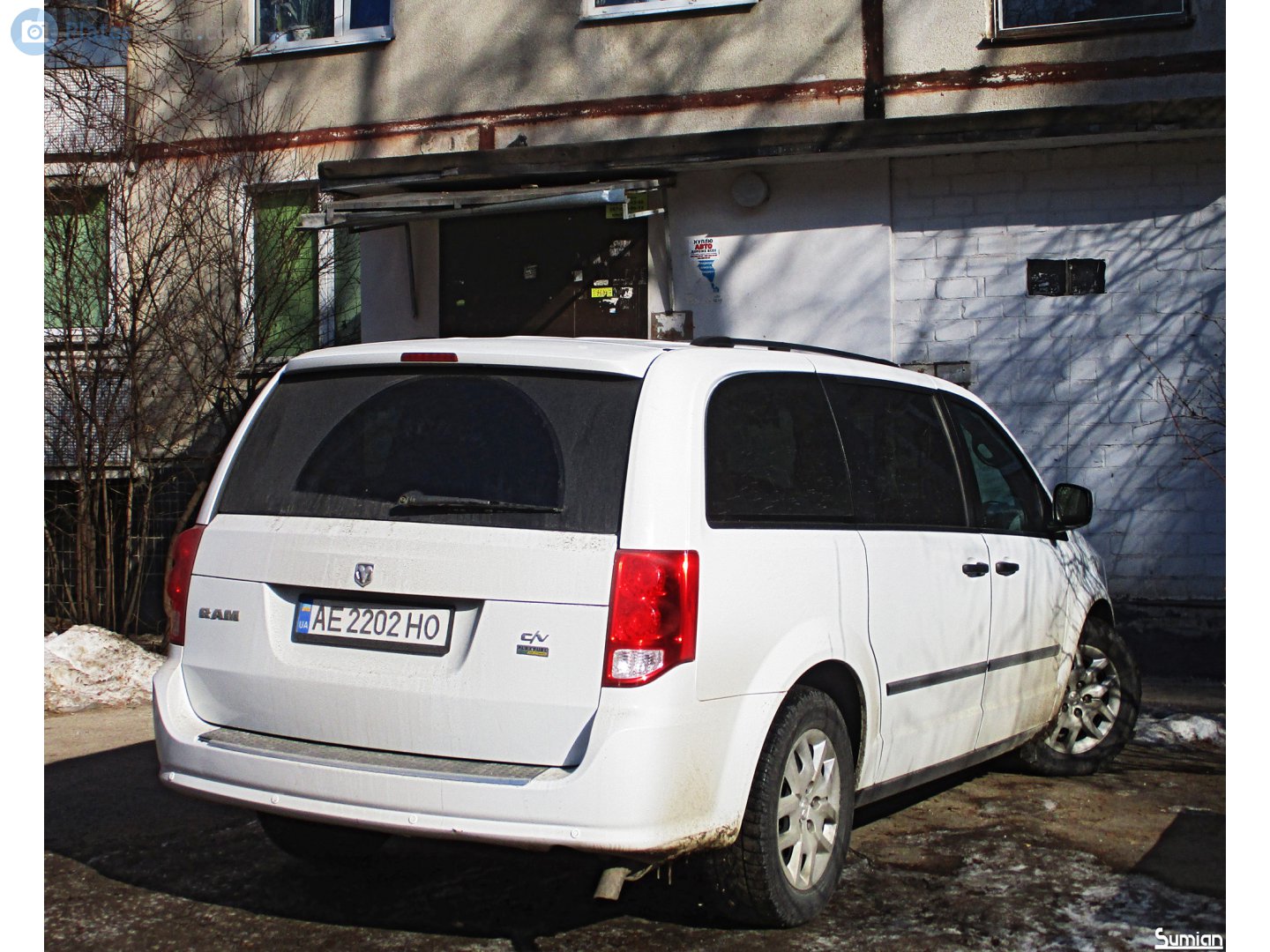 AE 2202 HO, Ram Cargo Van 