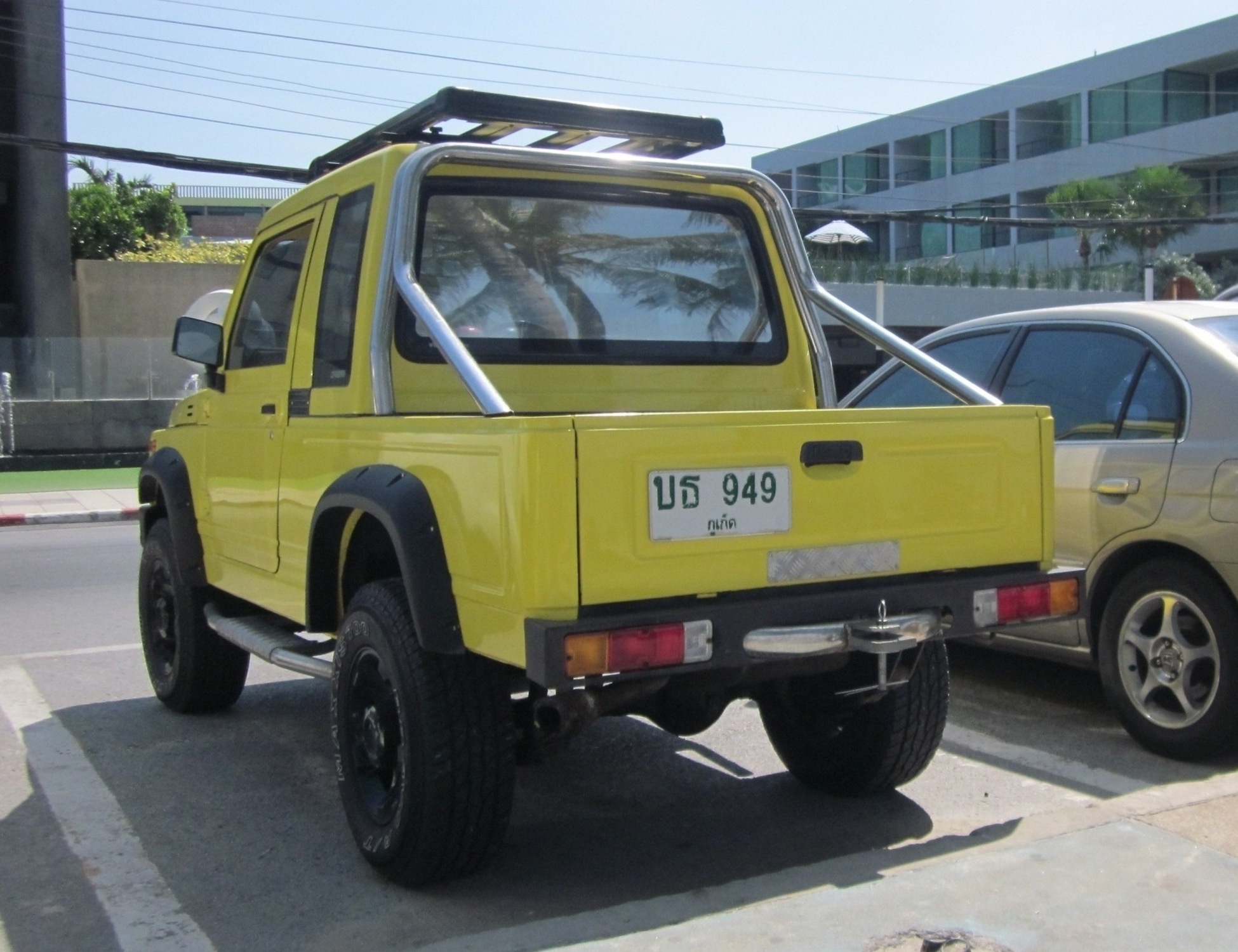 บธ 949, Suzuki Samurai 1st gen (JA51), 1984–1997