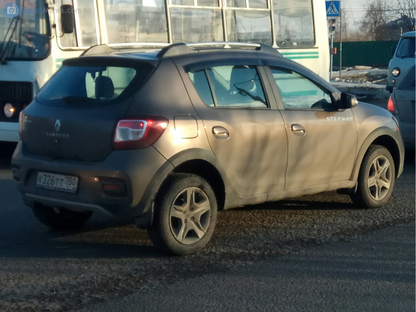 к 326 тт 750, Renault Sandero 2nd gen Stepway (B52), 2013­–