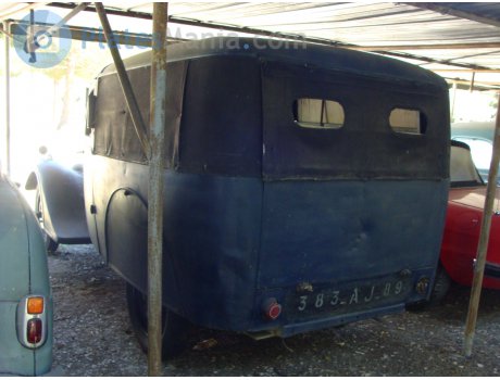 383 AJ 89, Peugeot 201