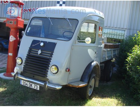 954 DK 73, Renault Goélette