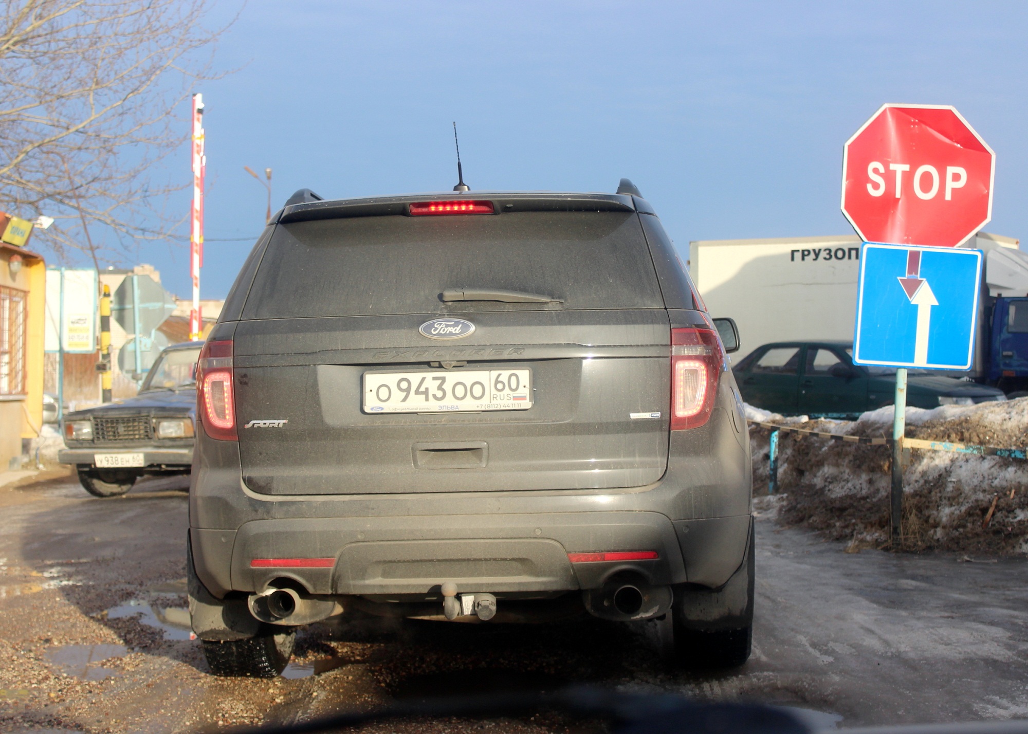 о 943 оо 60, Ford Explorer 5th gen (U502), 2010–2015