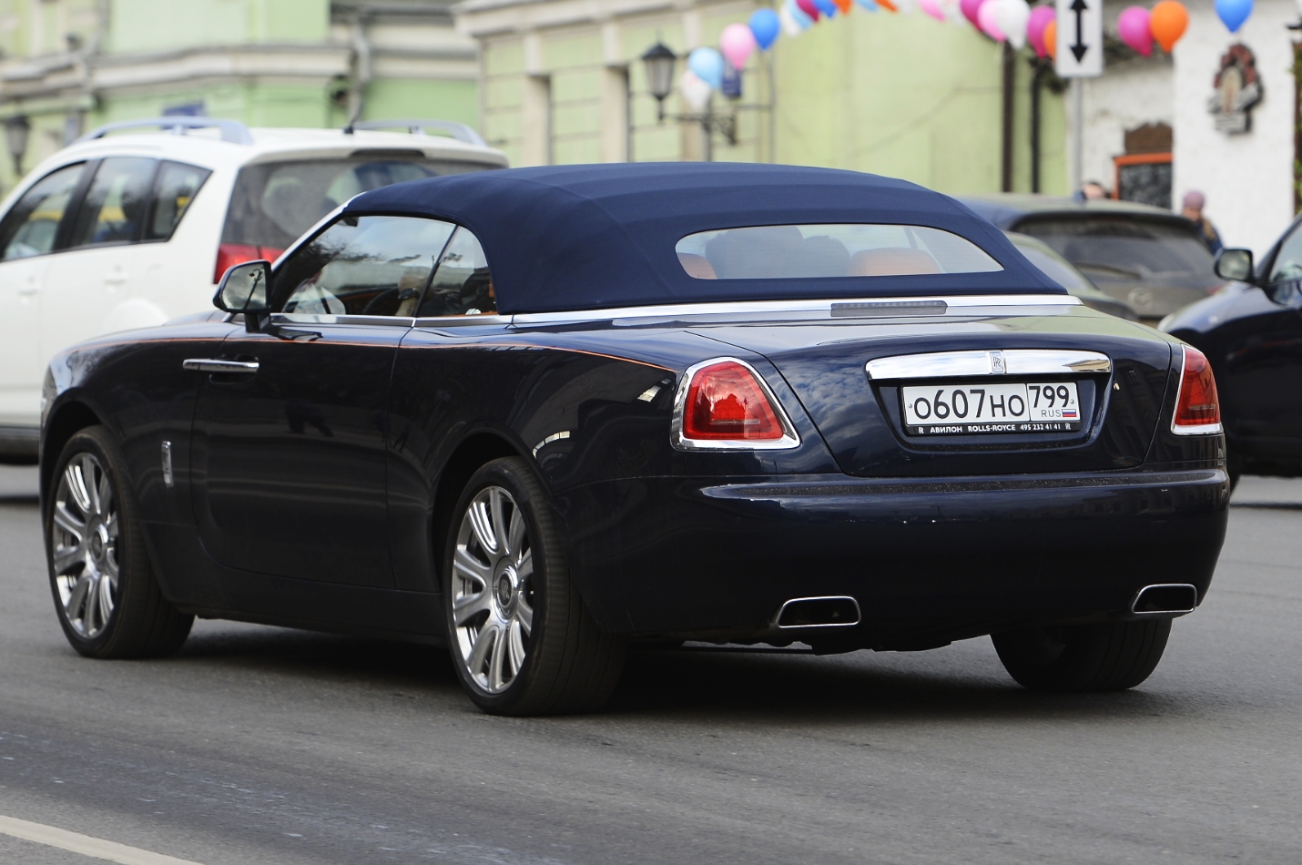 о 607 но 799, Rolls-Royce Dawn 1st gen (RR6), 2015–2023