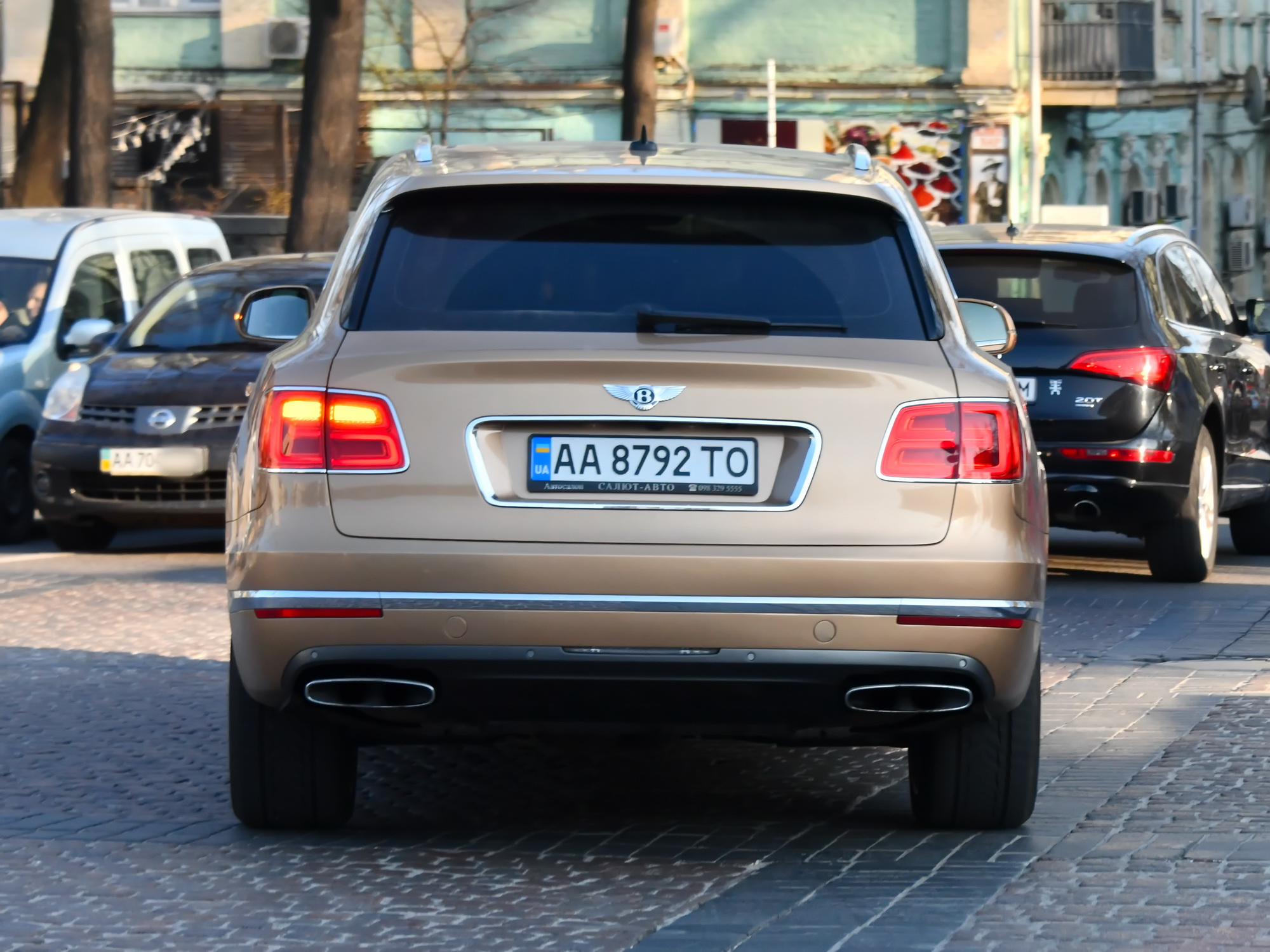 AA 8792 TO, Bentley Bentayga 1st gen (PL71), 2016–2020