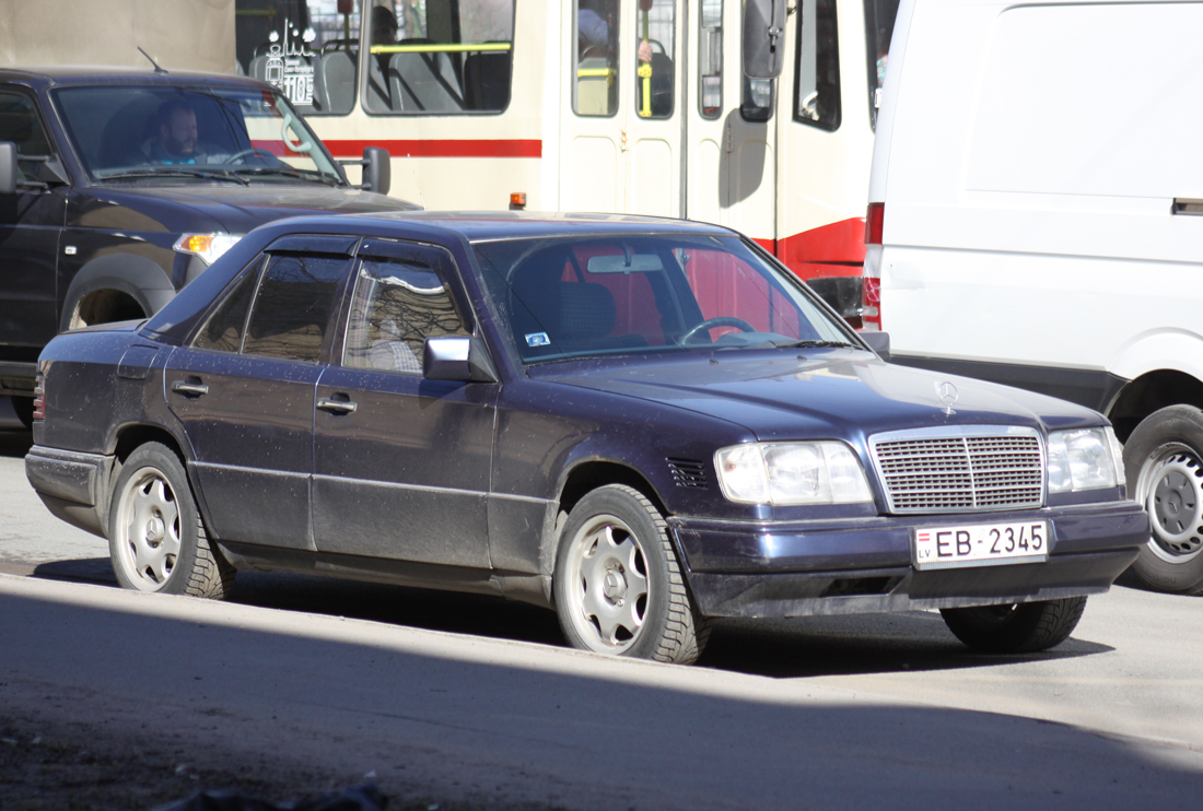 EB-2345, Mercedes-Benz E-Klasse 1st gen Sedan (W124), 1984­–1995