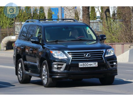 м800мм39, Lexus LX