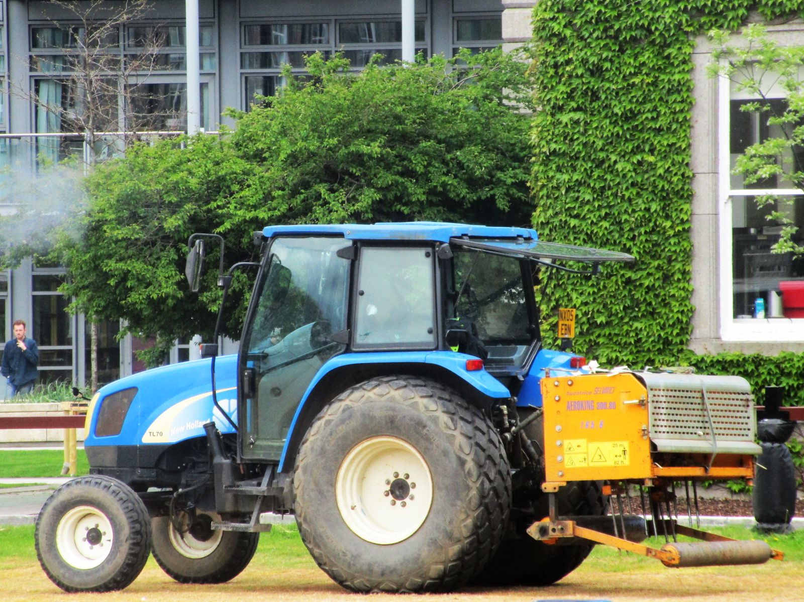 NX05EBN, New Holland T-Series 