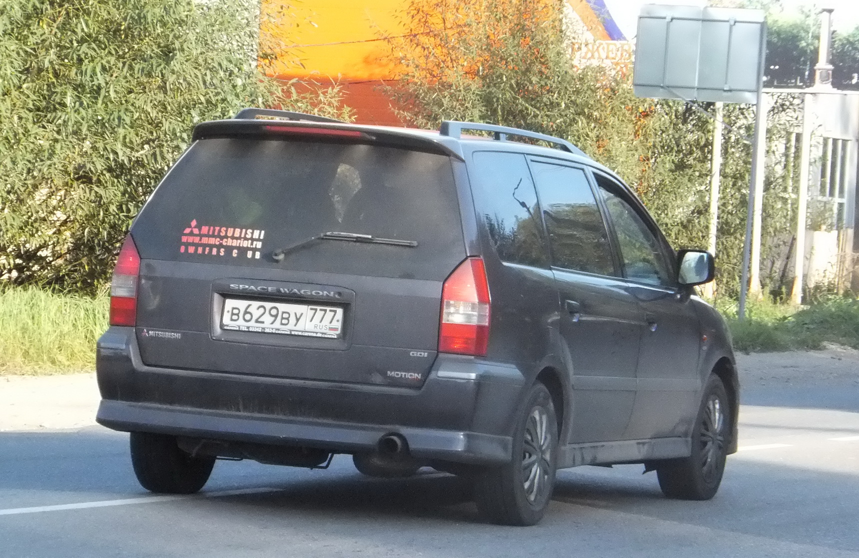 в 629 ву 777, Mitsubishi Space Wagon 3rd gen (N50), 1997–2003