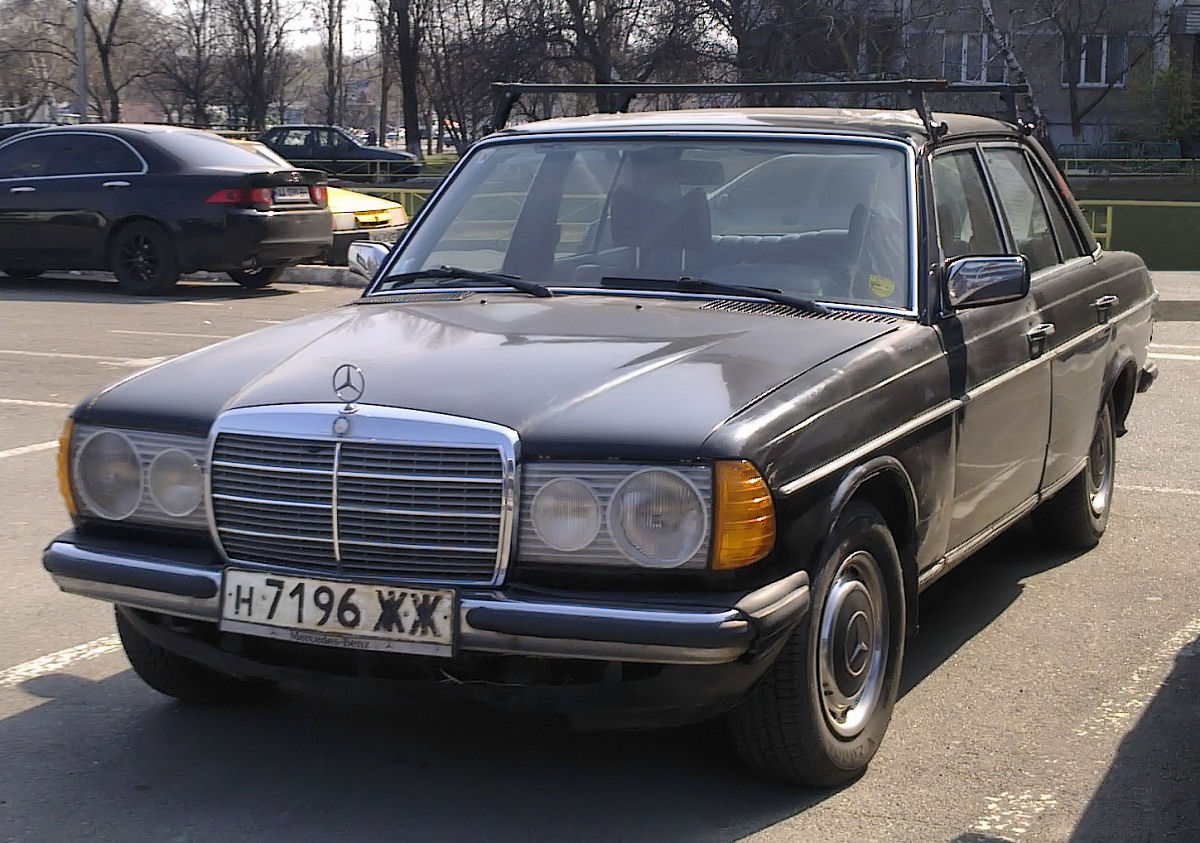 н 7196 ЖЖ, Mercedes-Benz E-Klasse 200–300 Sedan (W123), 1975­–1986